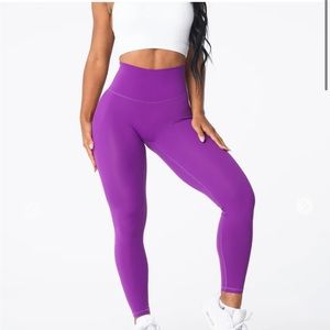 NVGTN signature leggings